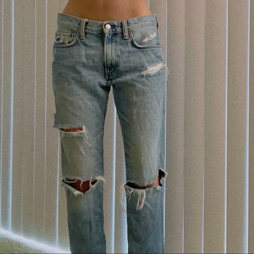 Distressed Straight Leg Baggy Jeans